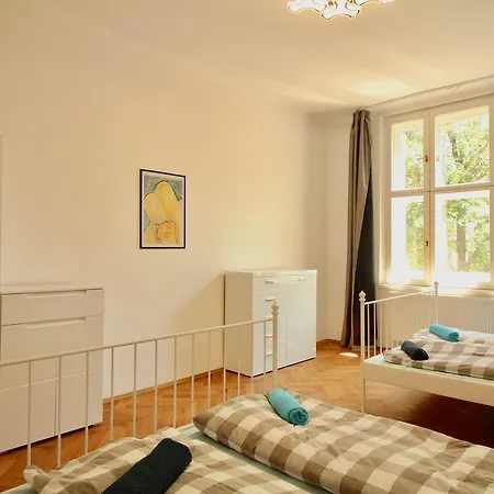 Extraordinary 2 Bedrooms Flatel In Best Location *